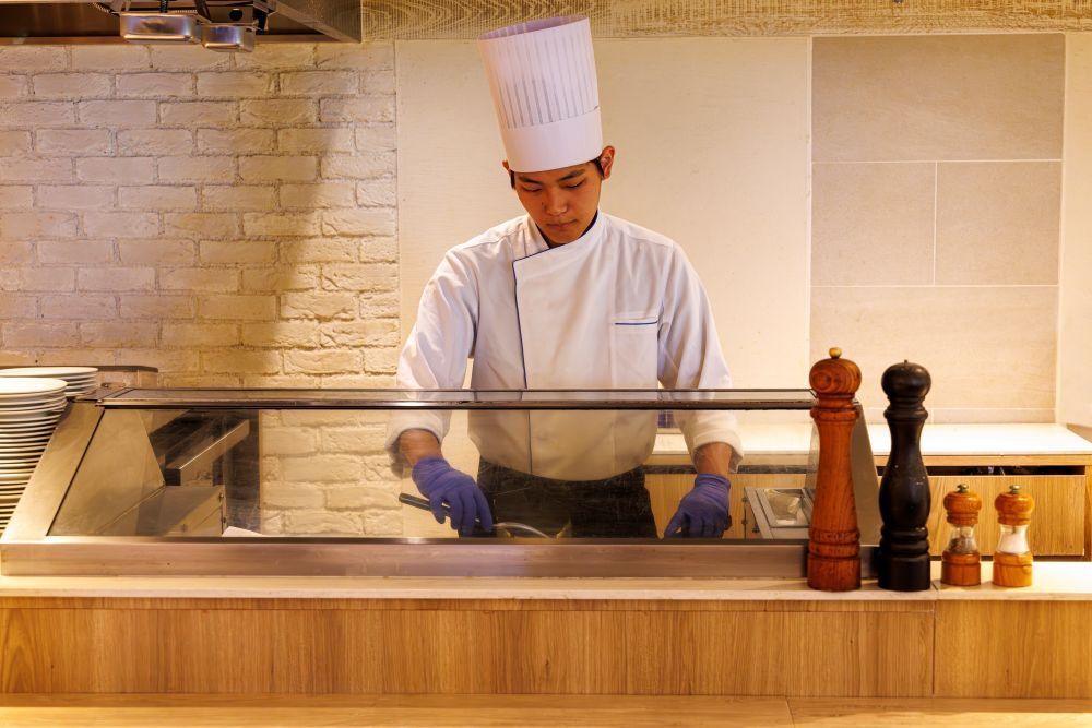 ディナーブッフェ【中学生以上のご予約】