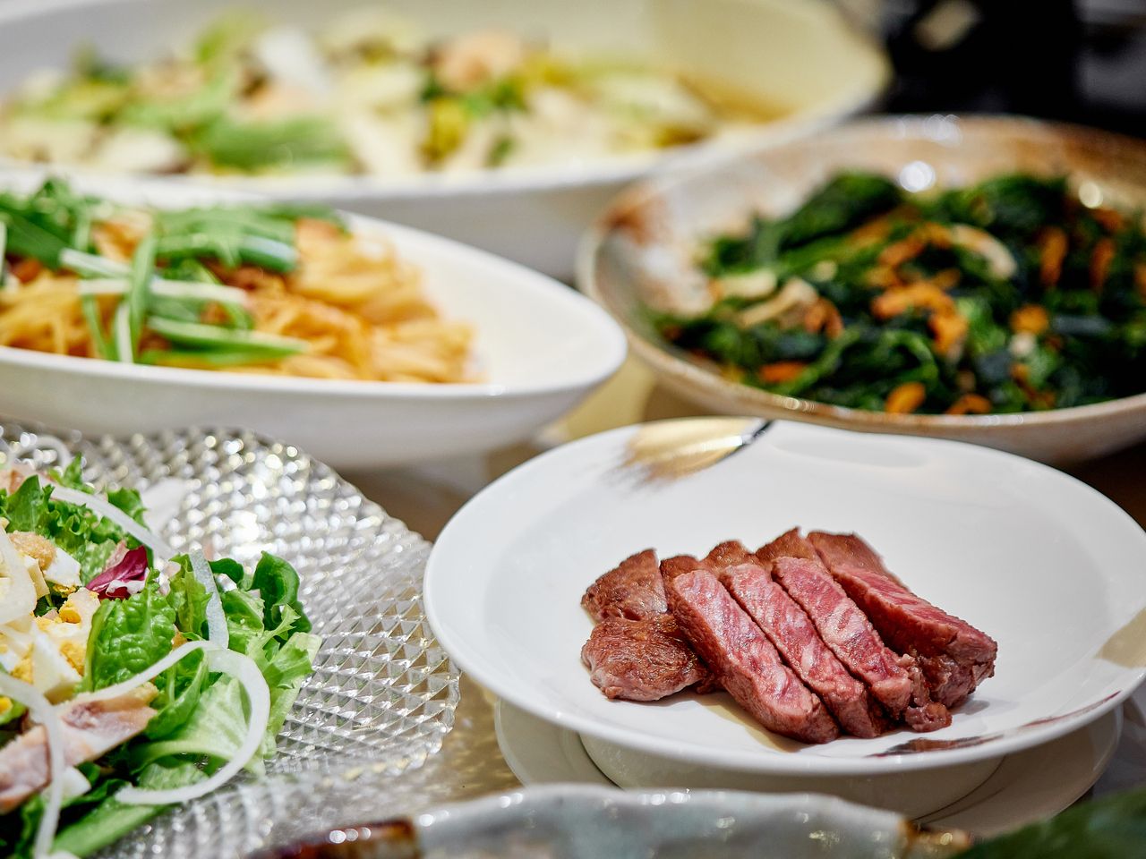 春薫る厳選和牛と贅沢ビュッフェ食べ放題プラン【PREMIUM】〜8,800円〜