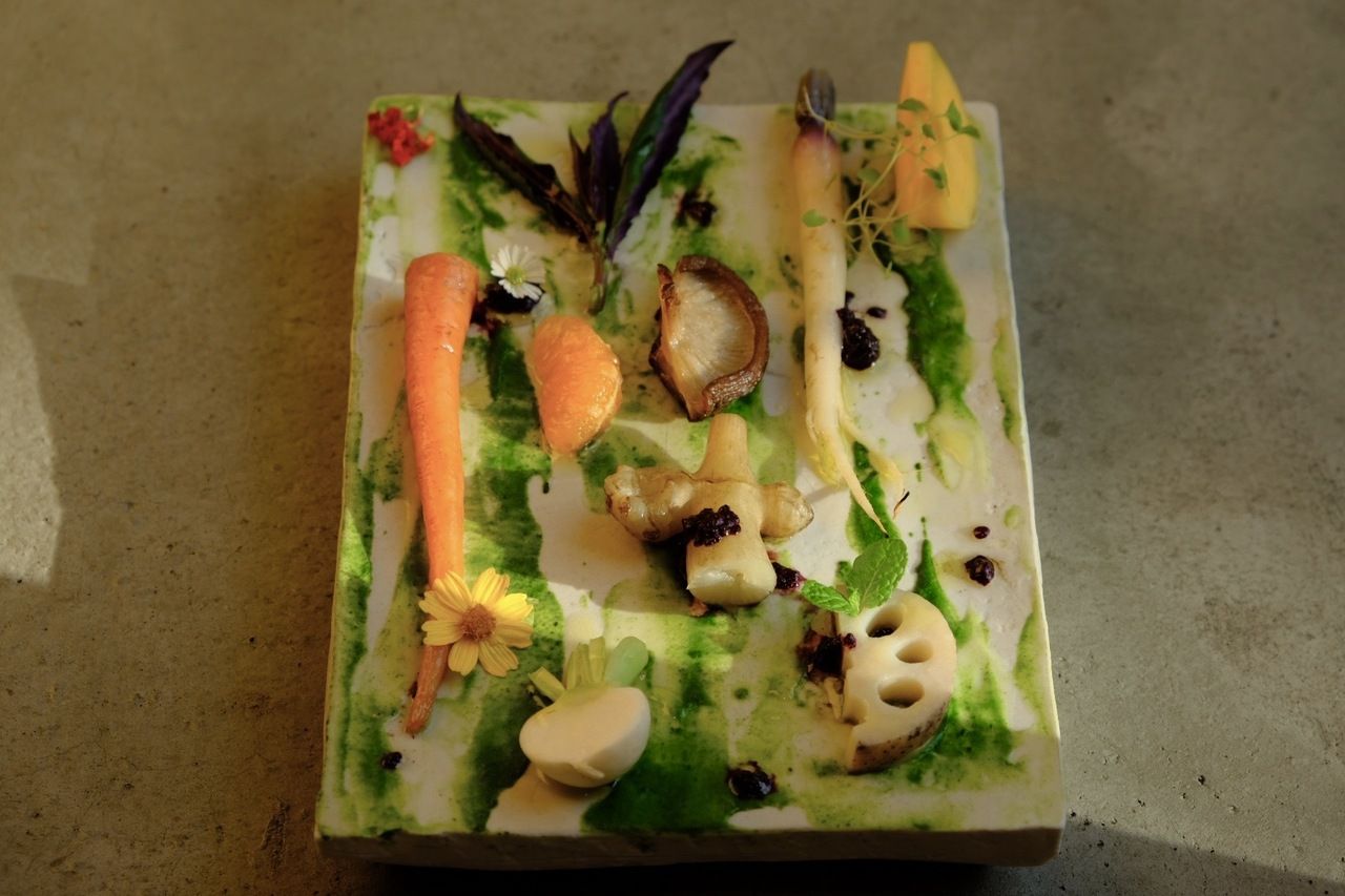 <仅限一月> A e r u 午餐 [主菜，厨师精选] - 7 道菜，附赠米粉面包作为伴手礼