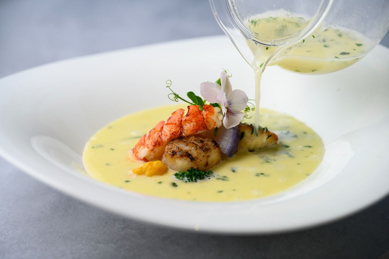 年末年始特別ランチ オマール海老と帆立のナージュ