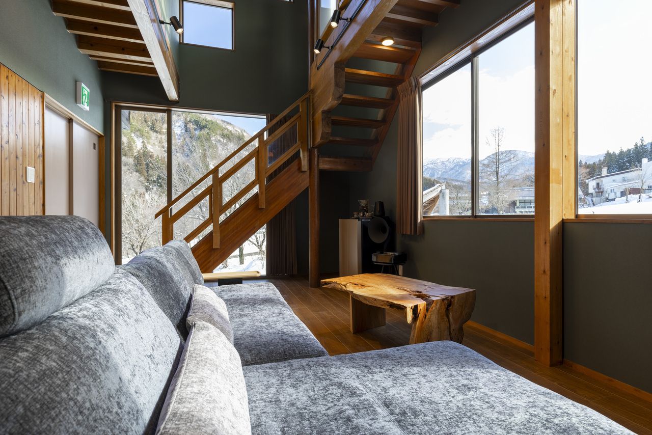  Half-cottage rental (breakfast included)