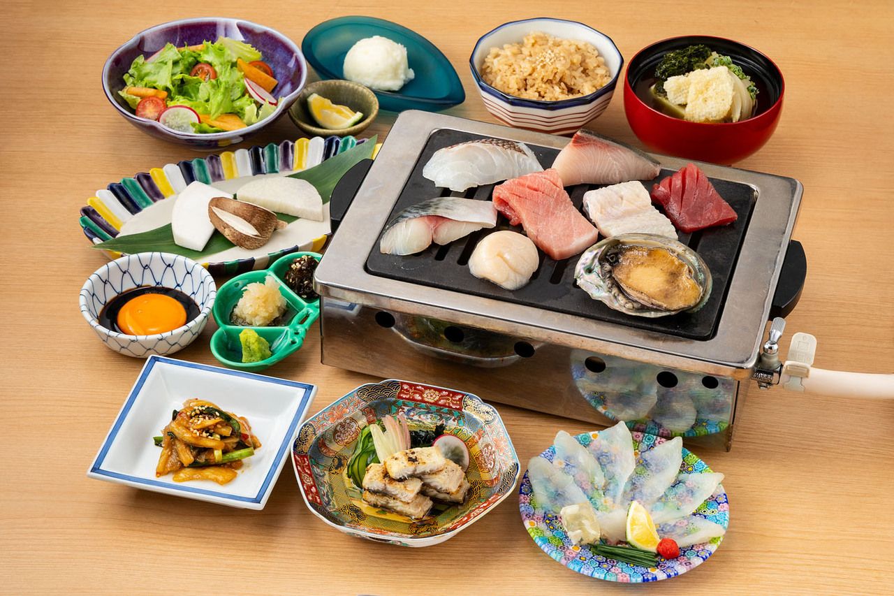 博多の新名物『うお焼き！8,000円コース』