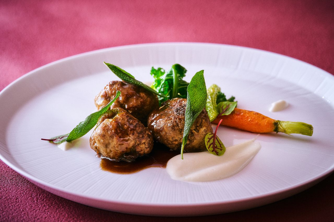 [Web-only plan for members] 90-minute free-flow Lunch Course (4 dishes)