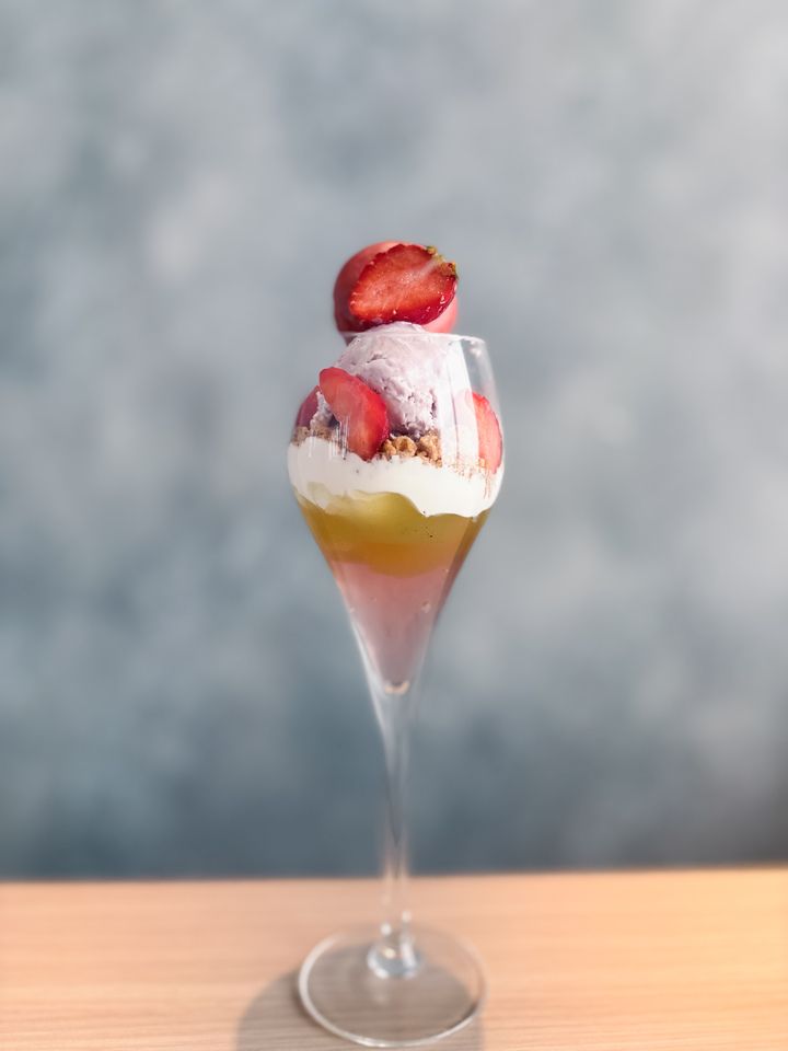 【~4/28まで】いちごパフェ付きの春限定ランチプラン