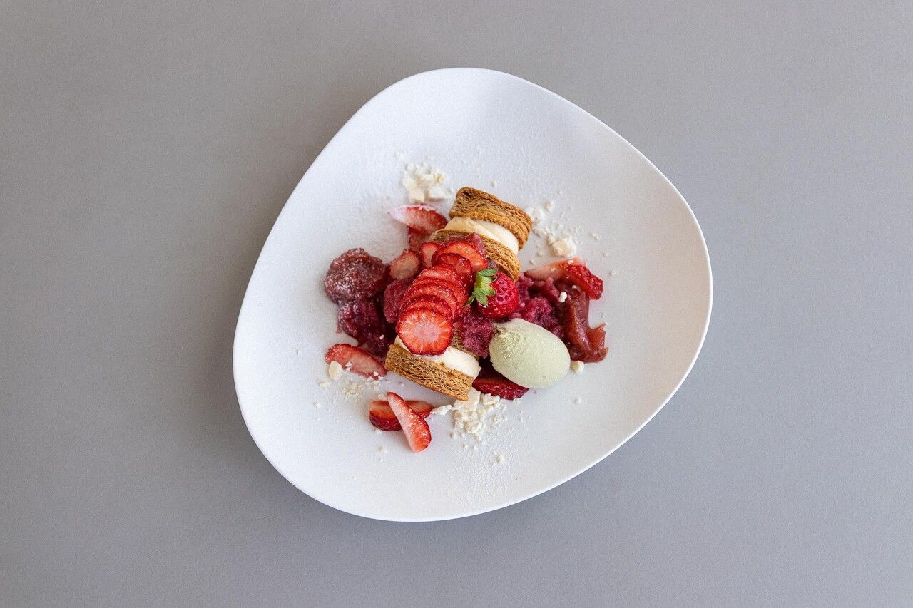 [Seasonal mille-feuille]