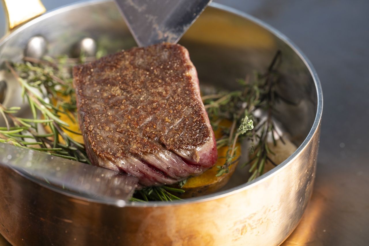 Dinner Course Sommelier's Recommended Pairing