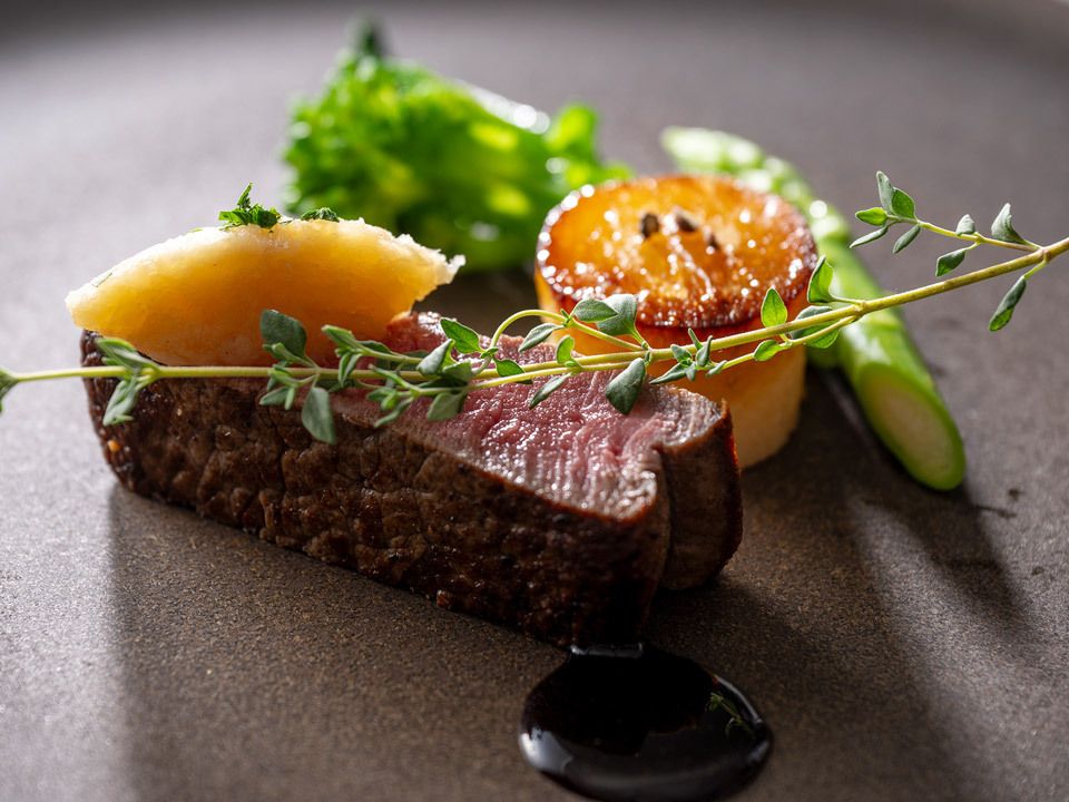  "GOURMAND" seasonal full course meal with a choice of both fish and meat dishes | 13,500 yen
