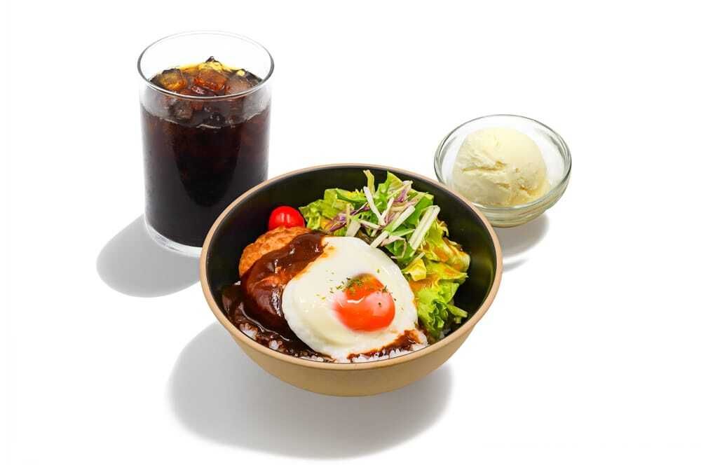 您可以選擇米飯碗+飲料+自製義式冰淇淋