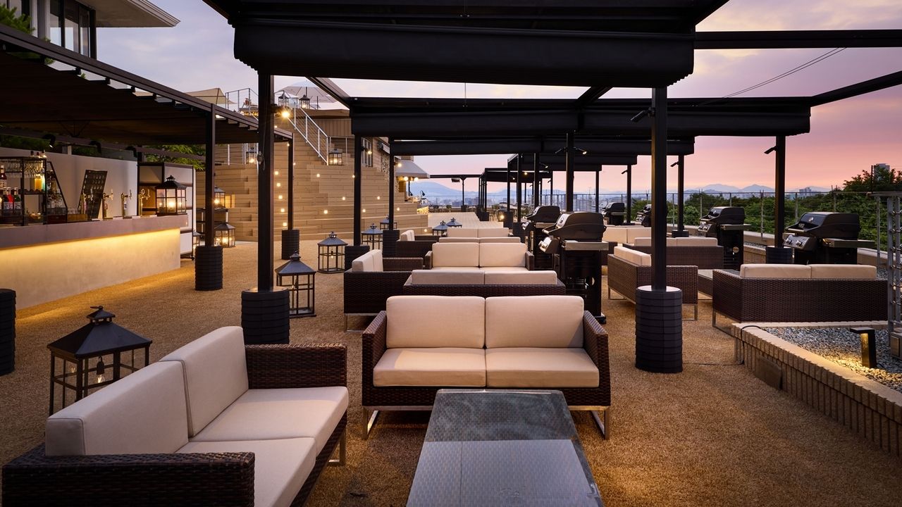 [Sofa seats] Preschool children (3 years old and above)