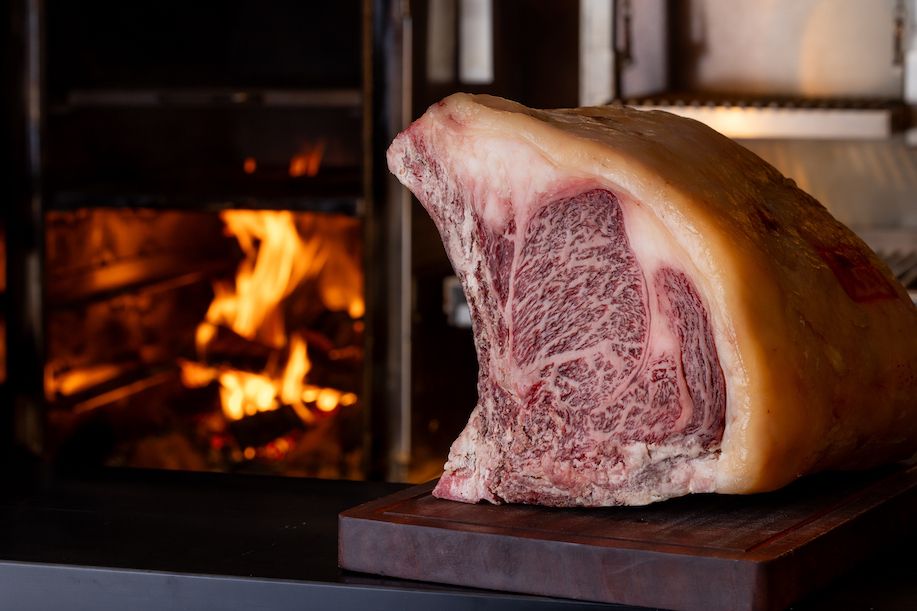 [Wagyu beef course with 2 hours all-you-can-drink]