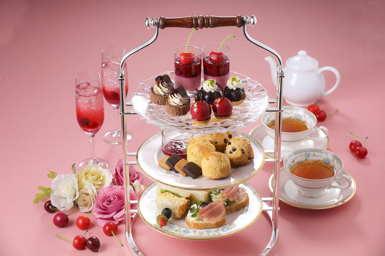 [May 1st - June 30th] Afternoon Tea Set - Cherry - [Free refills of tea on weekdays]