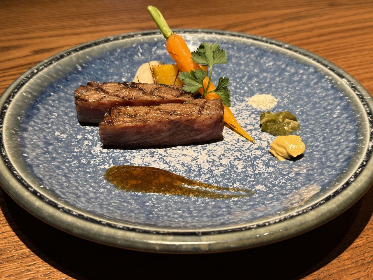 Charcoal-grilled steak course (premium Chateaubriand)