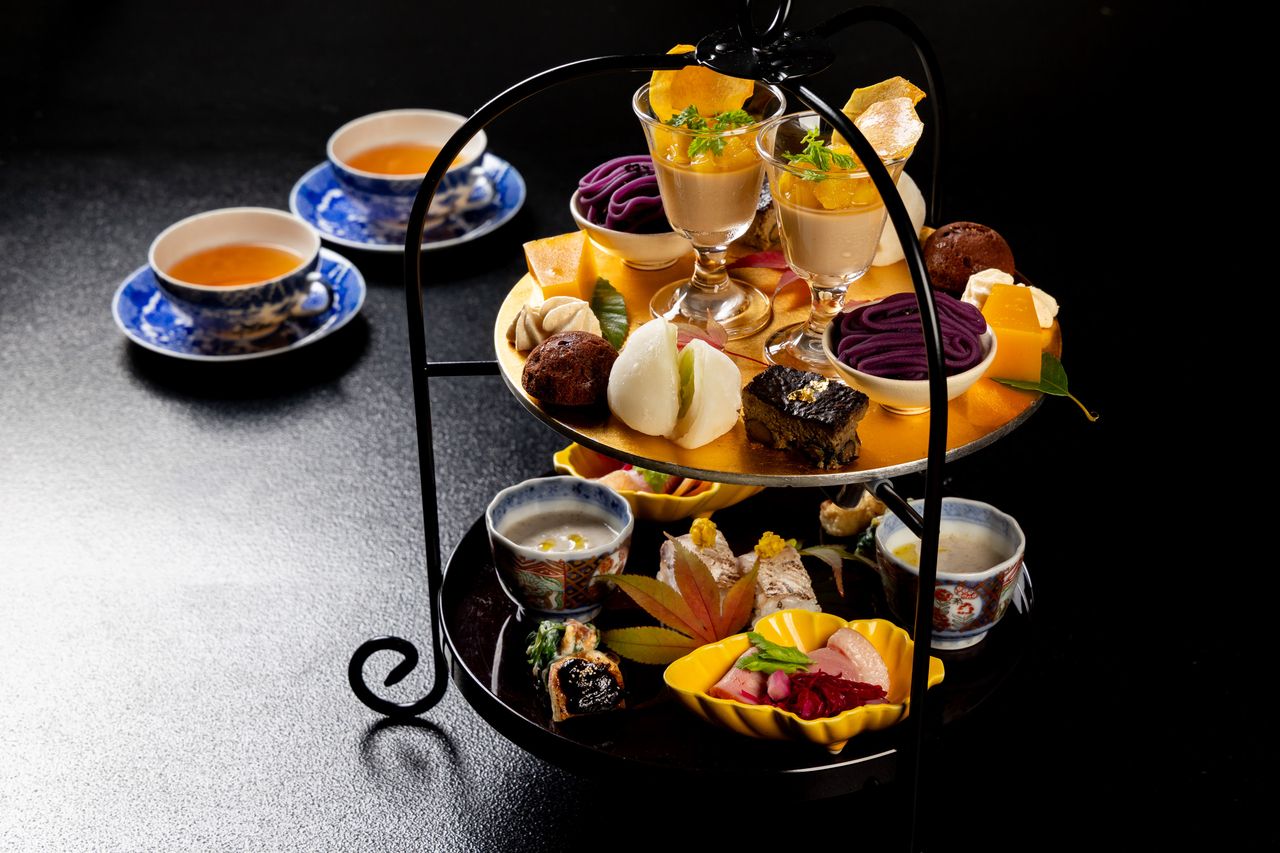 Japanese afternoon tea  [with champagne]