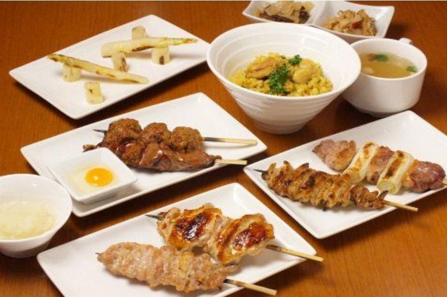 烤雞串套餐：3800日圓（不含稅）