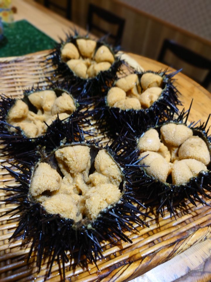Sea urchin course