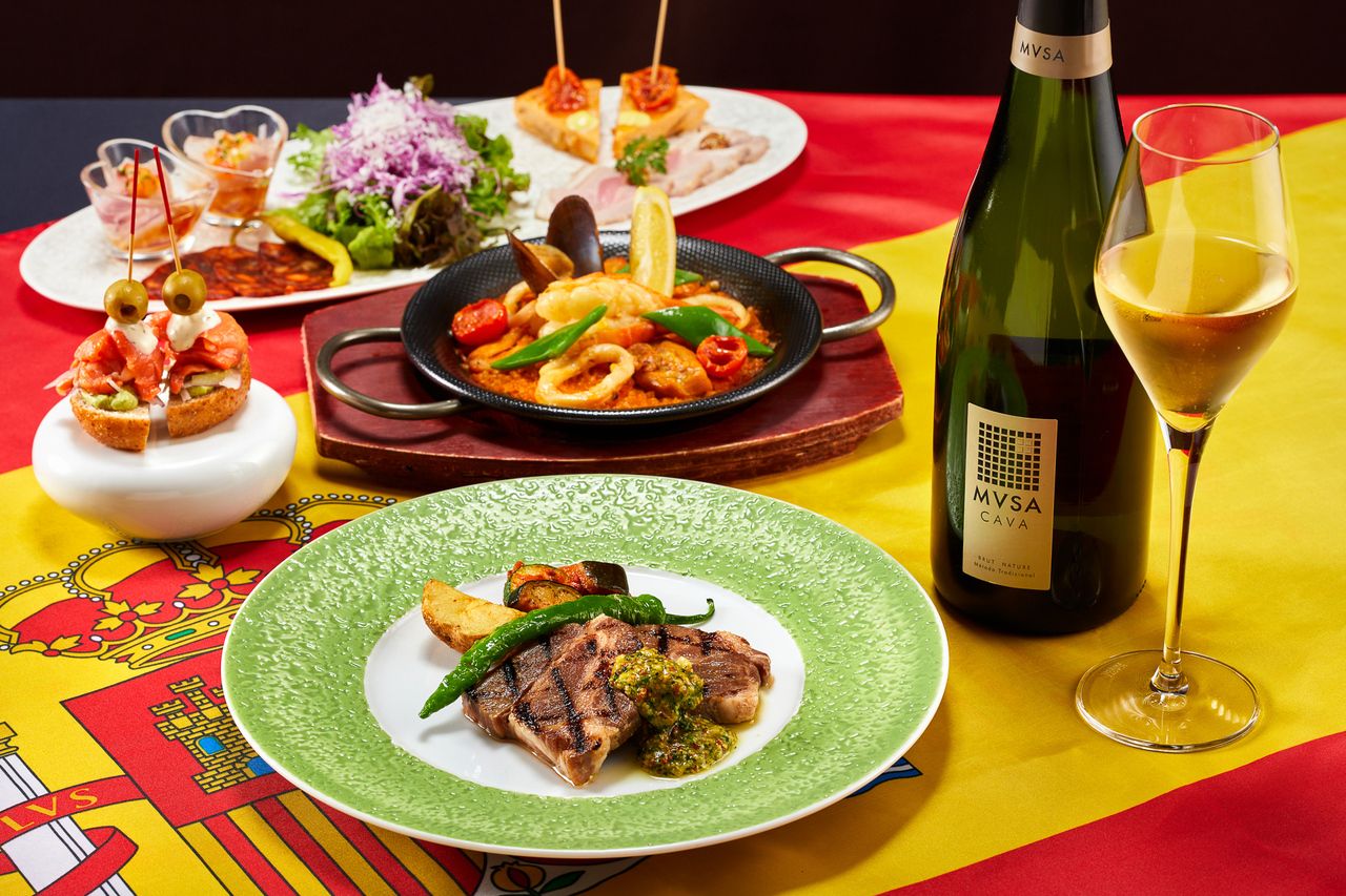 【Spanish Dinner Course】 選べるメインのショートコース+乾杯スパークリング付き+選べるメイン1品(7/1～)