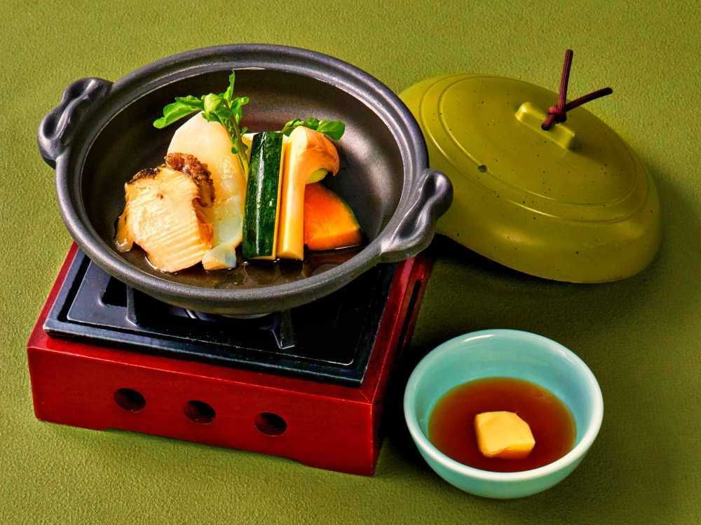 NEW! 10/1～【二段重 「野点」】～季節の彩を詰め込んだ桐箱【オプション魚介陶板焼き付き】
