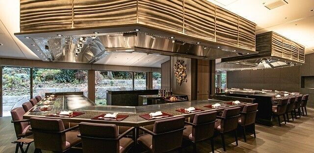 鉄板焼しろかね /鮨白金さえき/CHEF'S ROOM