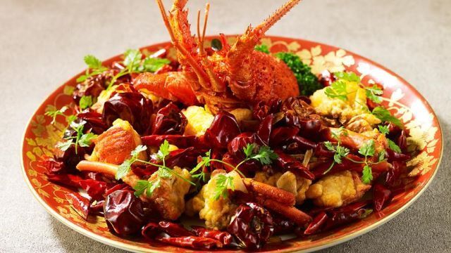 Chinese Restaurant Yomeiden / The Prince Park Tower Tokyo