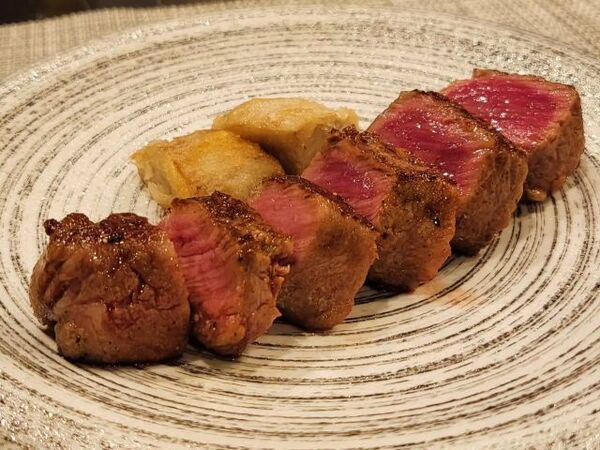 鉄板ステーキ嘉茂弥