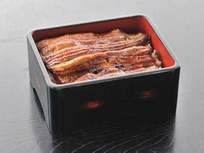 Unaju with 1 whole eel