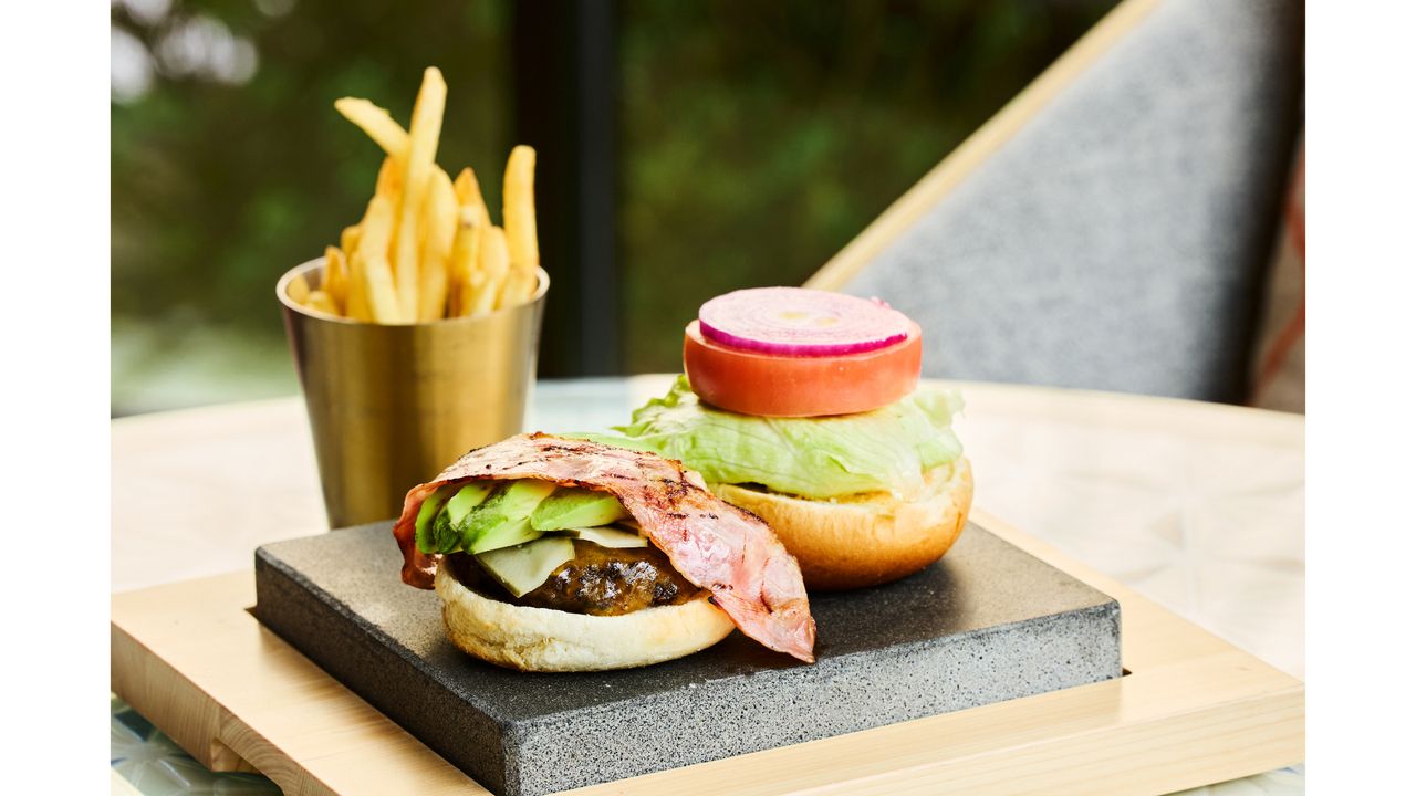 【Riverside Burger】INDIGO Beef & Vegetable Burger
