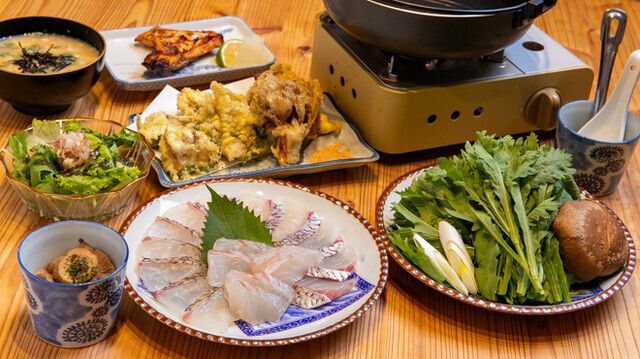 Seasonal omakase course only (tax included) 5,500 yen