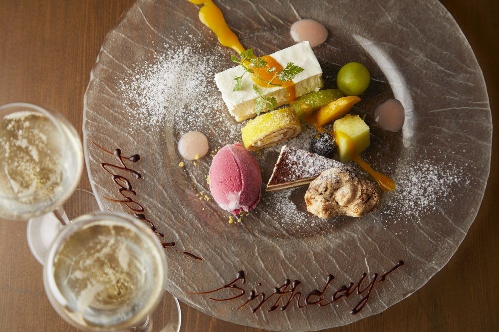 [For birthdays and anniversaries] Anniversary course