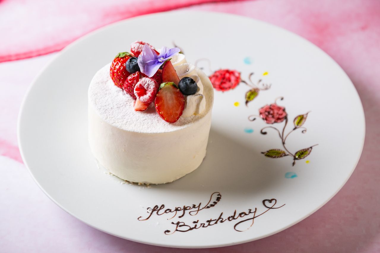 デジュネA＋メッセージ付ホールケーキ（記念日）