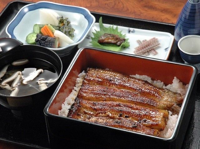 活うなぎ定食