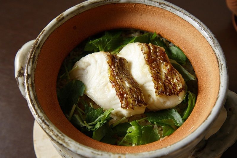 ≪ランチ≫WEB予約限定・数量限定【日向鯛めし御膳】黒毛和牛含む旬菜八種盛合せと真鯛土鍋御飯