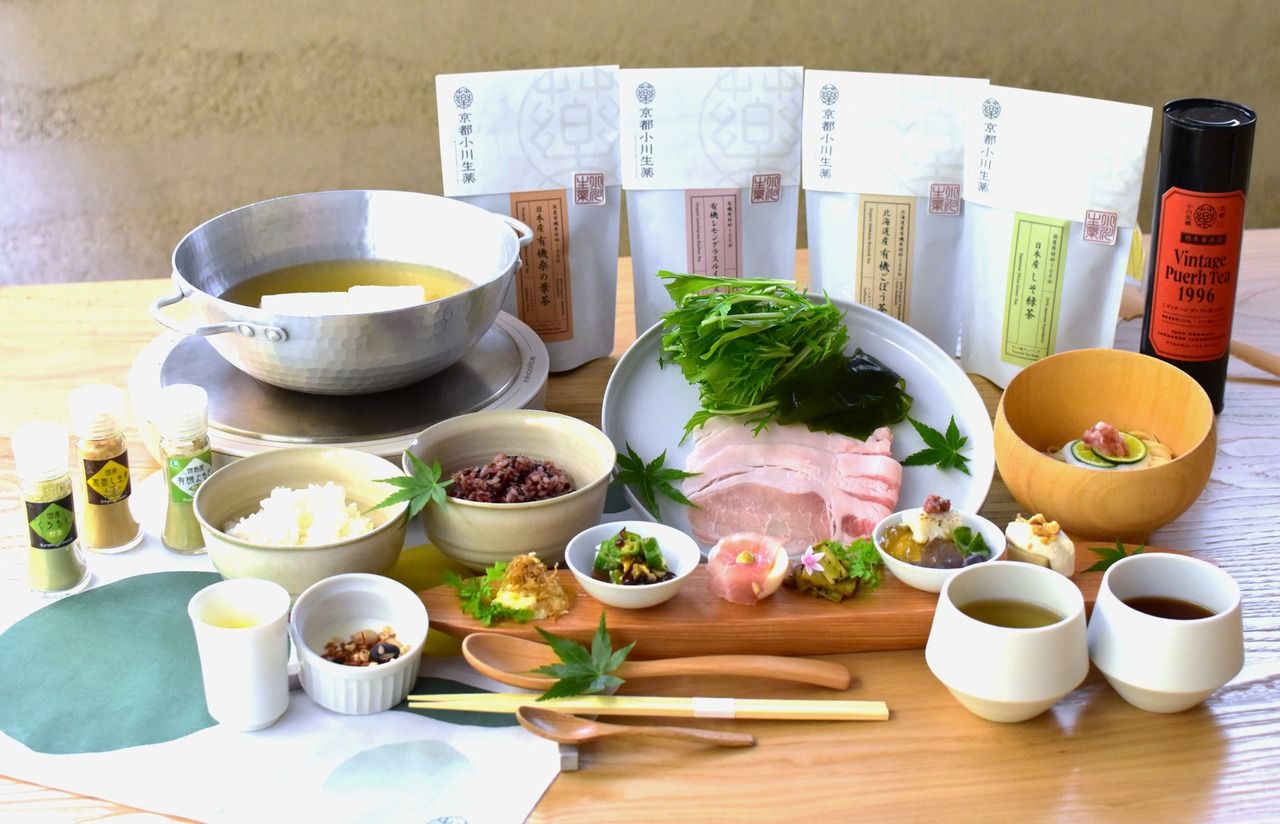 京の恵みコース　　　　　　　　　京都小川生薬が提案する、季節の恵みと健康茶を味わう朝のひととき―
