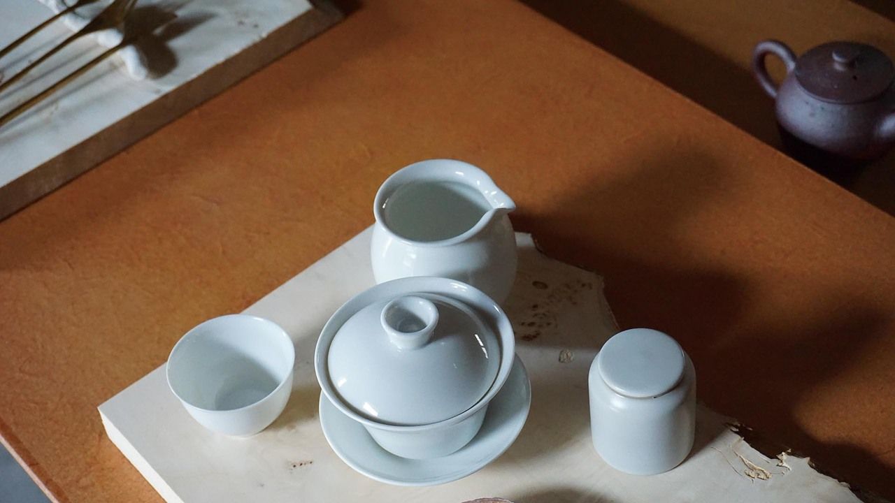 [Tea kaiseki] Porridge and cocoa sweets plate