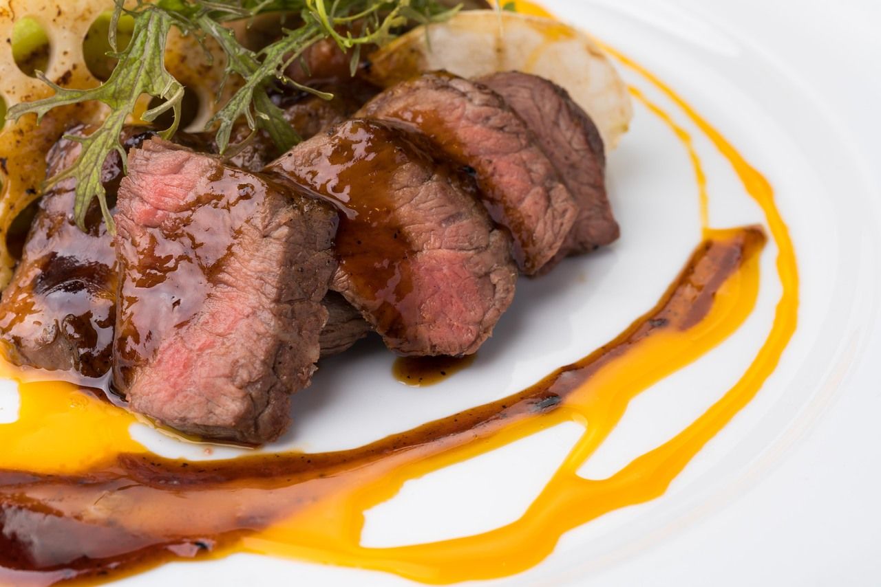 [Reservierung erforderlich/Mittagskurs] Genießen Sie ein luxuriöses und wunderbares Mittagessen. 6 Gerichte nach Wahl des Küchenchefs