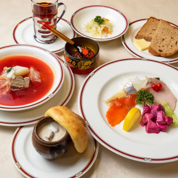 Special Deluxe Lunch