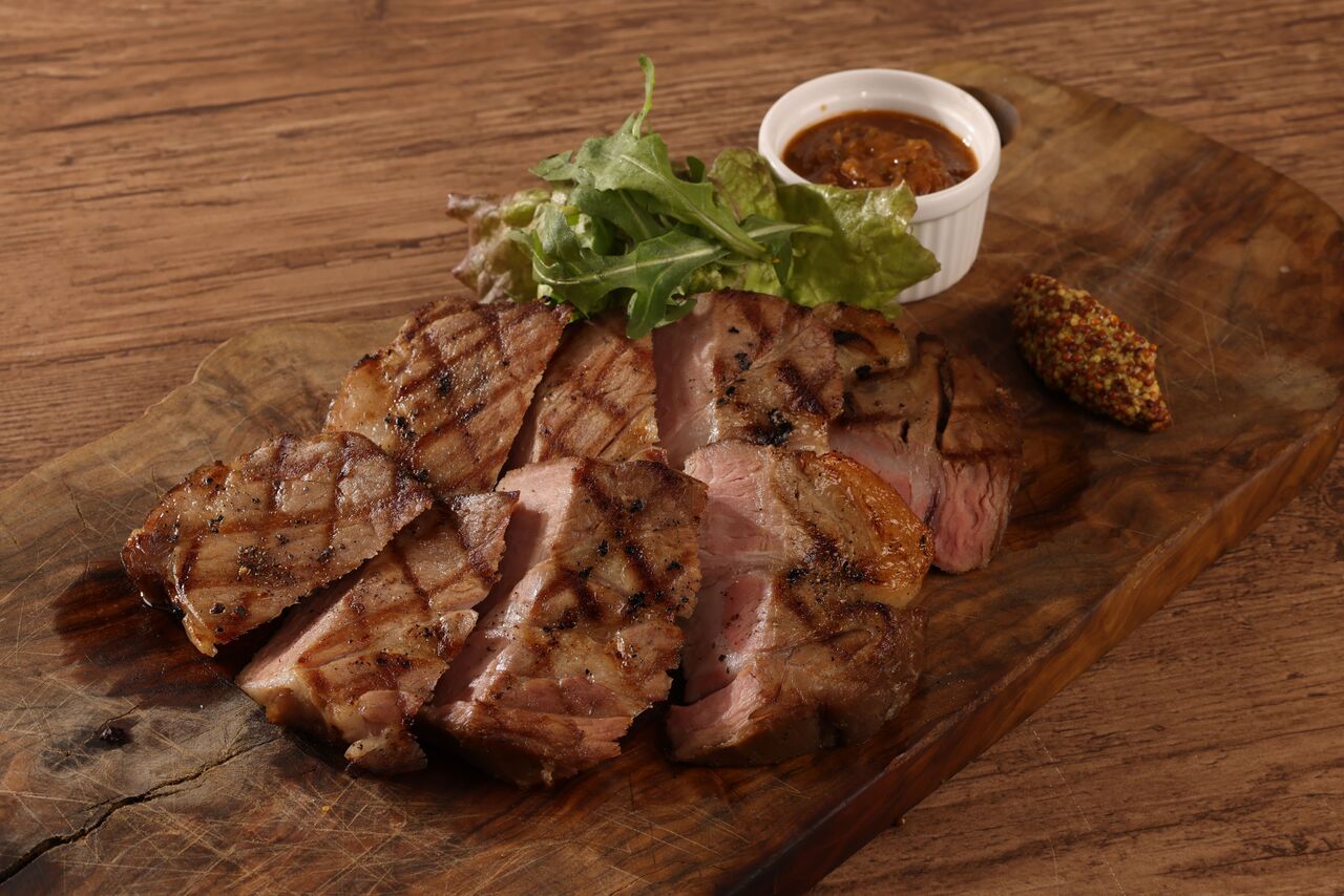 ２Ｈ飲み放題付きメイン豚肩ﾌﾟﾗﾝ￥5940（2時間制）