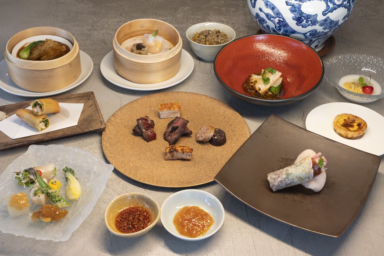 [Starts at 20:30] Chef's choice course of 9 dishes