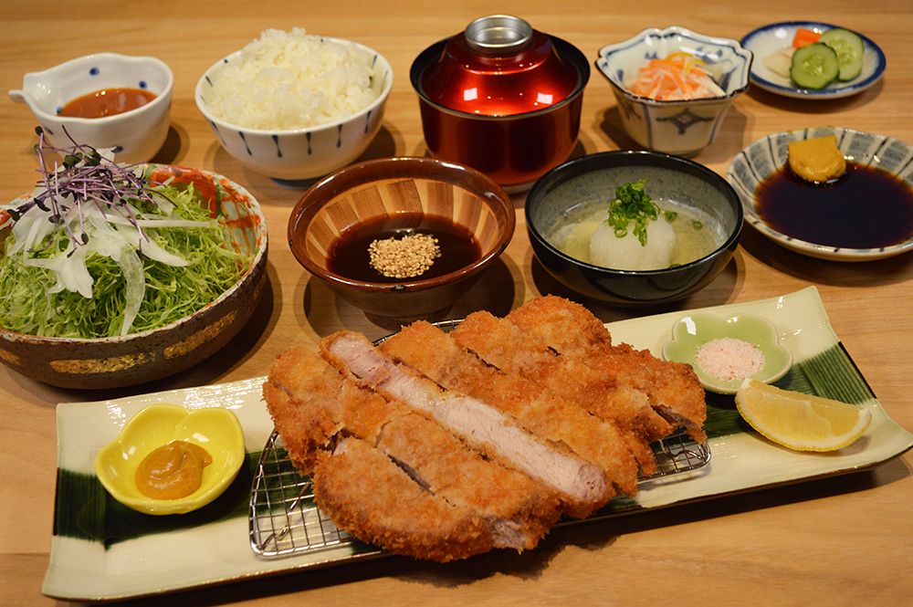 【限定10食】特選ロースとんかつ御膳