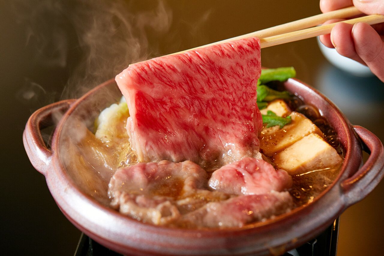 【一人ひと鍋】松阪牛すき焼きとズワイ蟹ご飯　16,500円