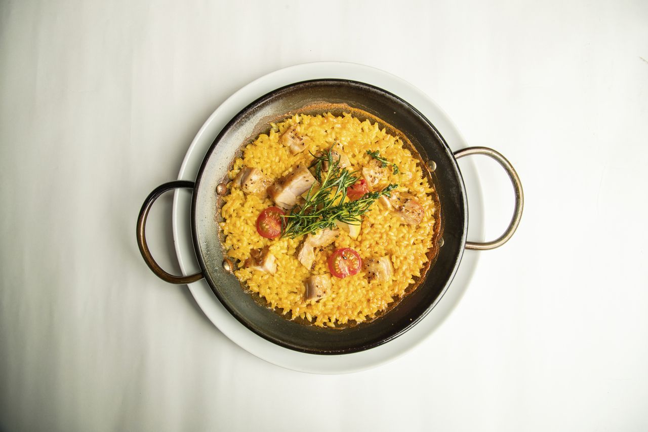 ～彩りパエリアランチ～2種から選べるパエリアやスパニッシュオムレツなど全4皿+乾杯ドリンク