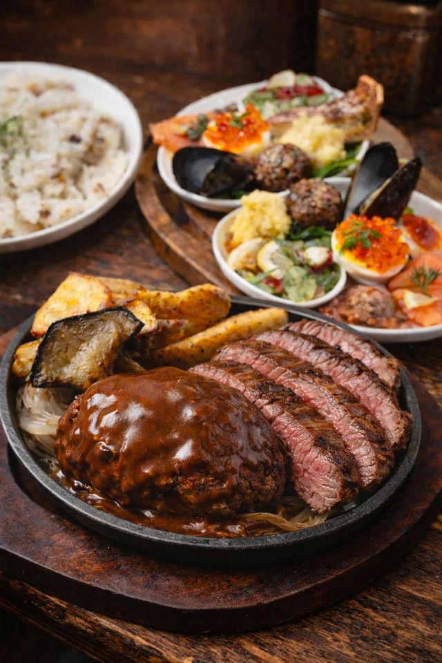 どちらも堪能！豪華前菜タパス付き 神戸牛A5ランクステーキ100g＋ハンバーグディナー