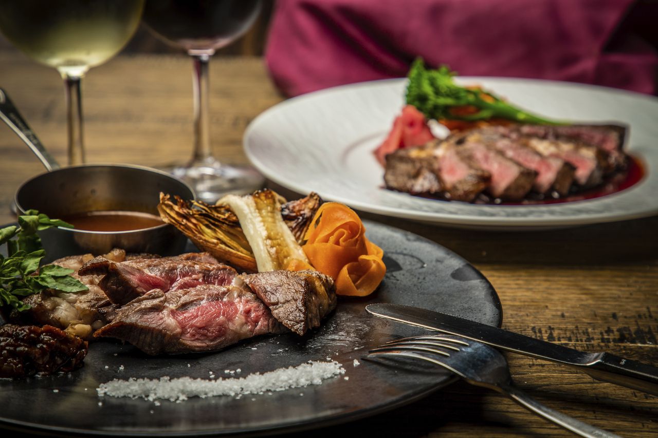 【豪華プラン】極上熟成肉2種盛×人気釜焼ピッツポルチーニァやパスタを堪能できる2時間飲み放題プラン