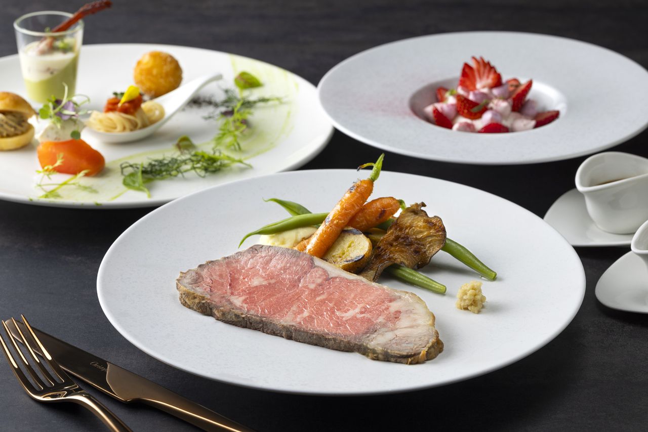 [January and February] Online Exclusive Domestic Roast Beef Dinner Course