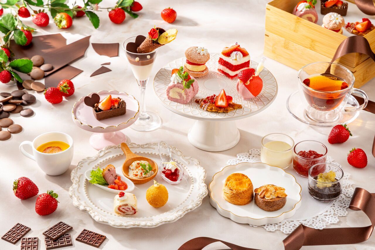 [Advance reservation only] Strawberry × Chocolate Afternoon Tea (includes free-flow coffee and tea)