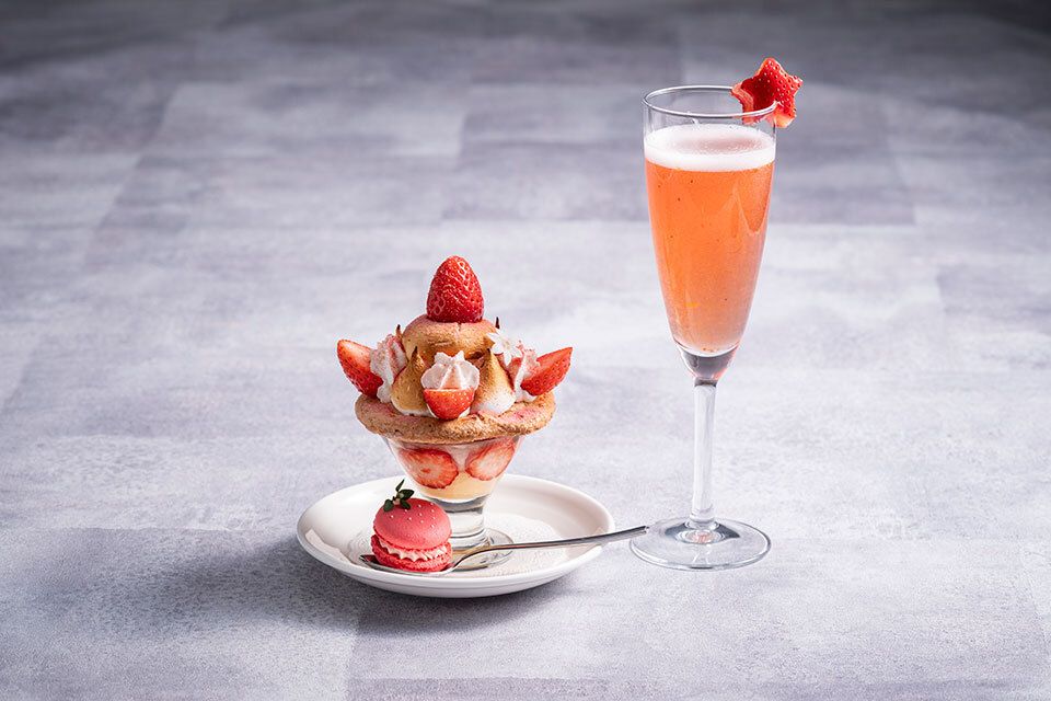 Seasonal Dessert & Cocktail  Combo