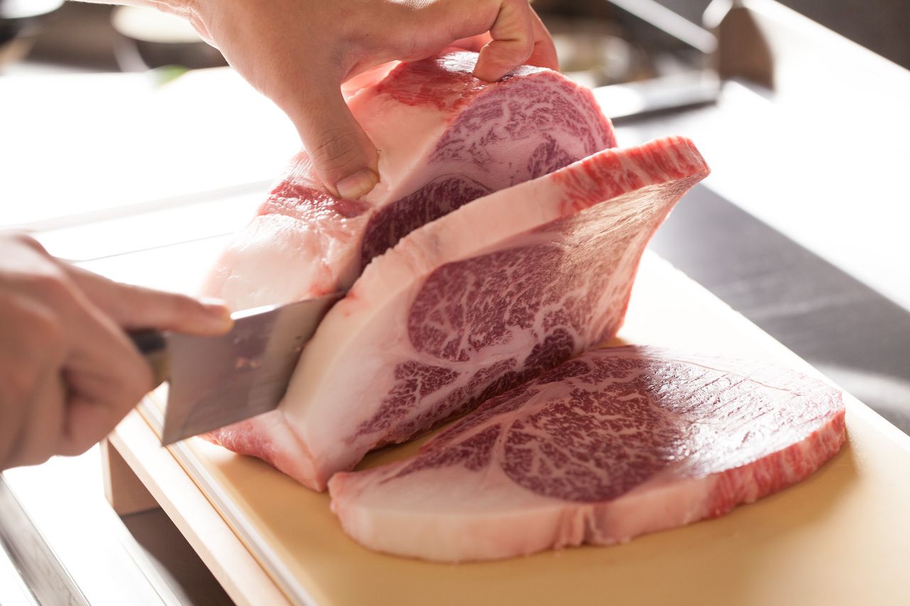 Seasonal Teppan Kaiseki Course (Japanese Black Beef Steak) 