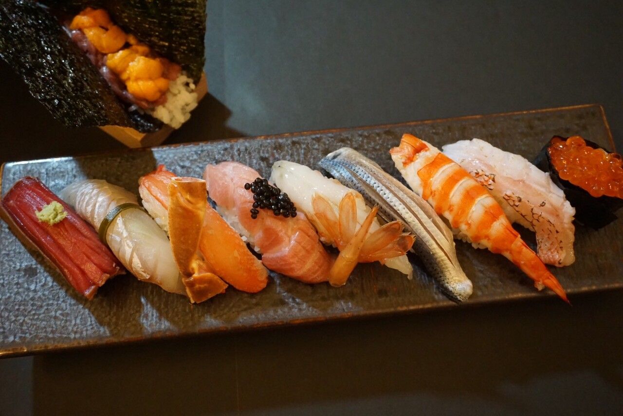 Chef's choice (OMAKASE) nigiri sushi set (no shuttle service)