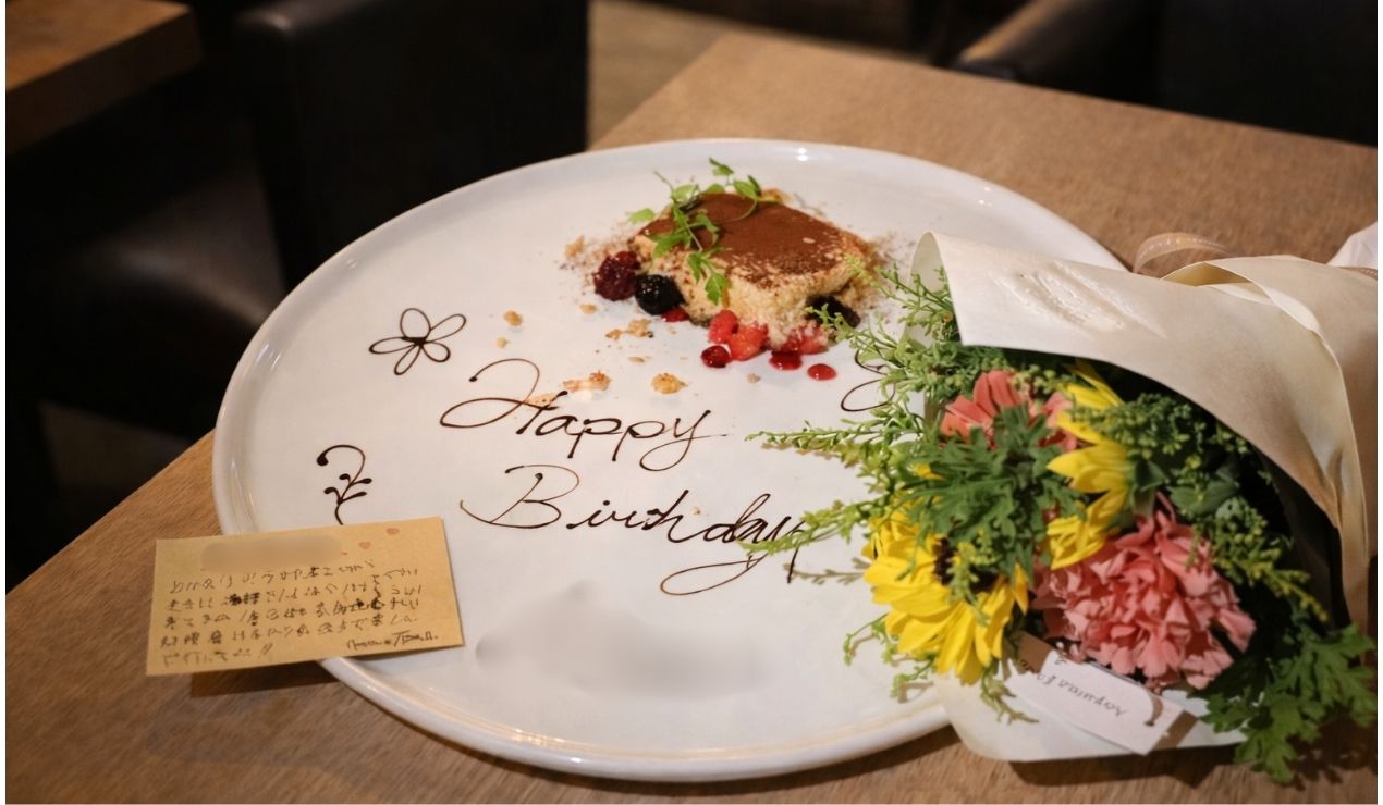 《Anniversary Plate & Bouquet Plan》
