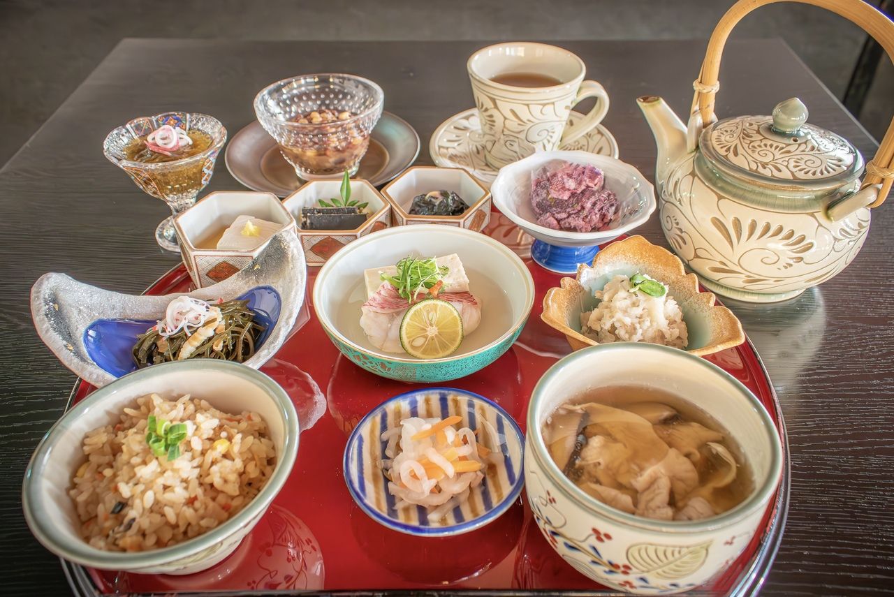 かりゆし琉球御膳～毎月第三木曜日は琉球料理の日～