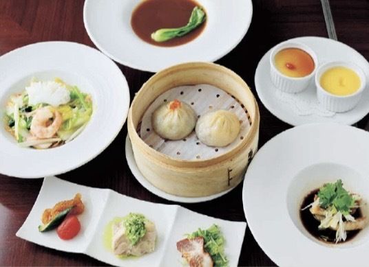 フカヒレの姿煮や人気の料理が味わえる【料理６品】ランチ6980円コース